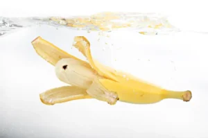 Bananenwasser-Ist-es-wirklich-gut-fuer-Pflanzen
