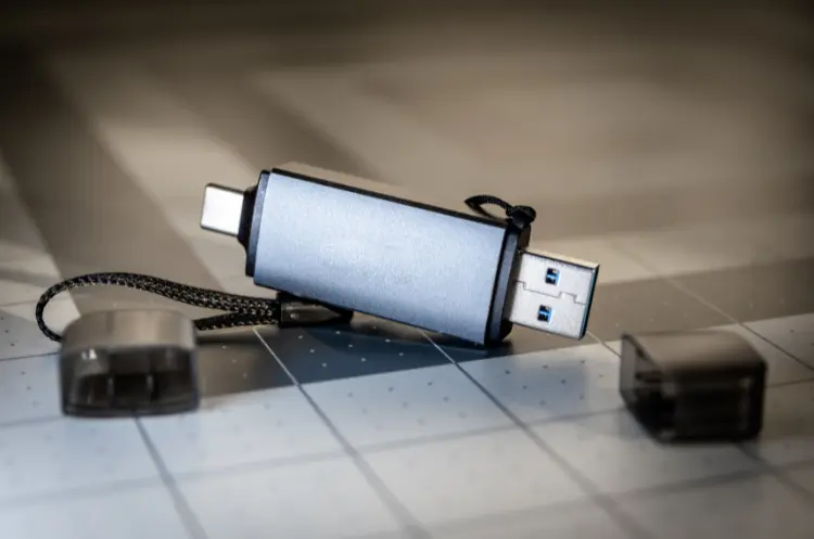Bootfähiges USB-Flash-Laufwerk erstellen